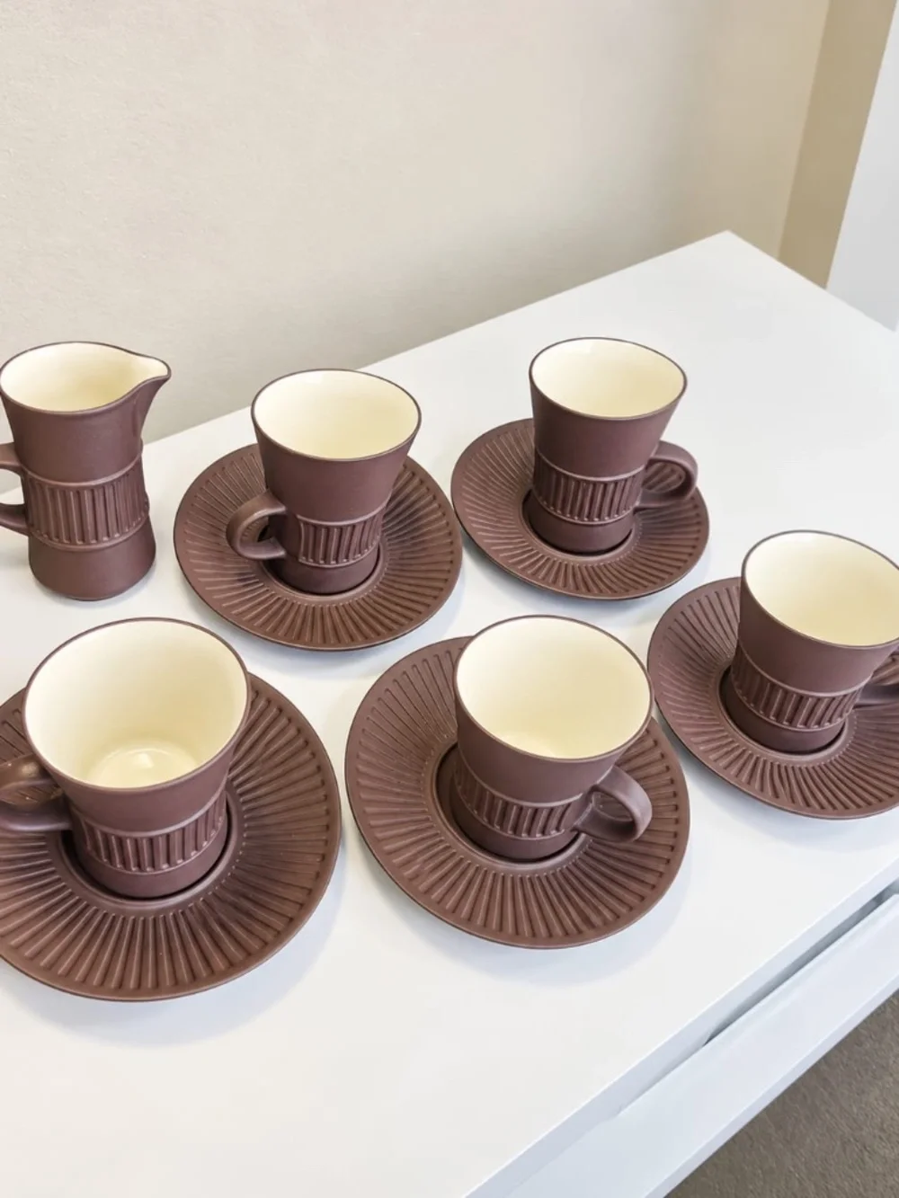 Coffee Set – 5 Cups, 5 Saucers & Creamer